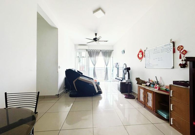 Meridin Bayvue Apartment