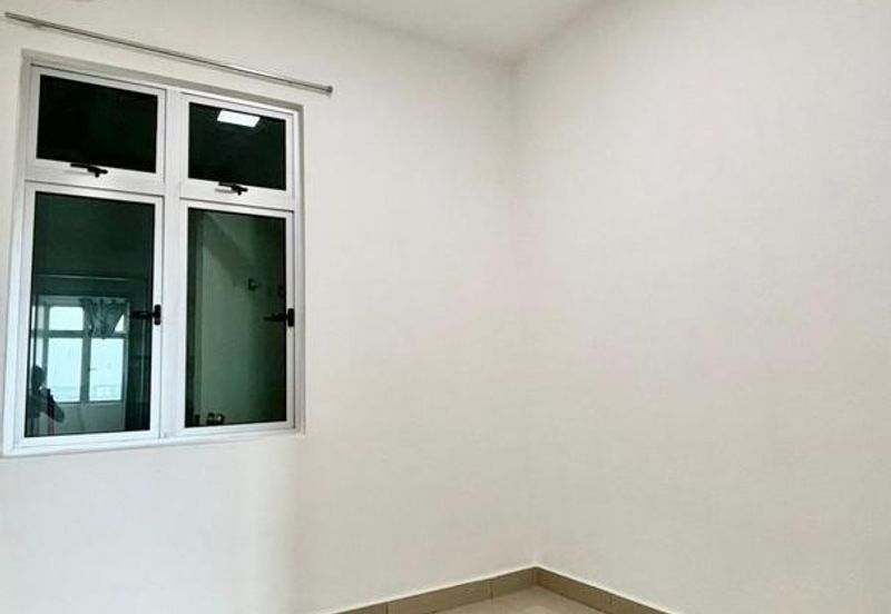 Meridin Bayvue Apartment