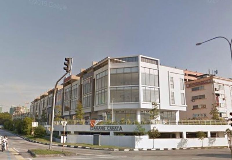 Dagang Cahaya Avenue