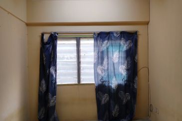 Flat PKNS, Seri Kembangan