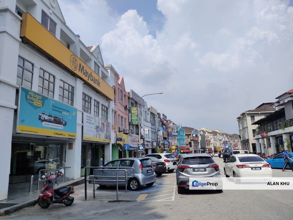 Taipan Business Centre, Ground End Shop, USJ, Subang Jaya, Selangor, Subang Jaya