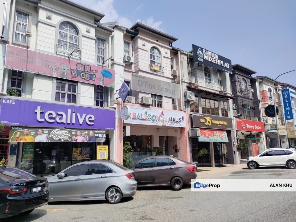 Taipan Business Centre, Ground End Shop, USJ, Subang Jaya, Selangor, Subang Jaya