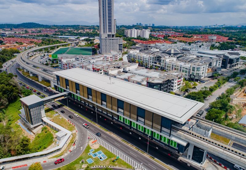 Seri Kembangan, Flat Lama, Pangsapuri Mawar Jaya, Walking MRT
