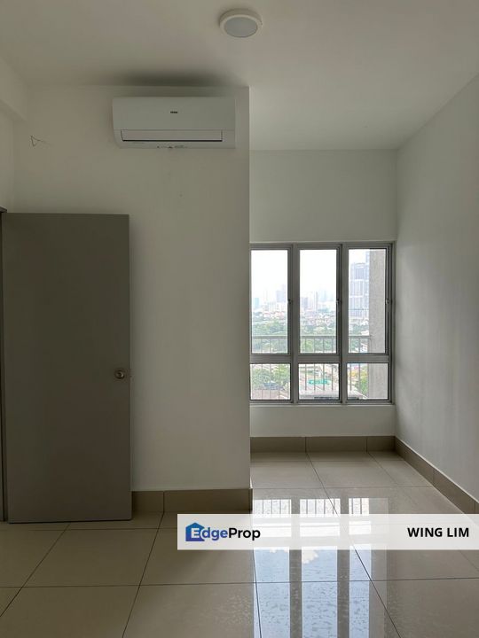 𝐏𝐚𝐫𝐭𝐢𝐚𝐥 𝐅𝐮𝐫𝐧𝐢𝐬𝐡𝐞𝐝 𝟑𝐑𝟑𝐁 𝐀𝐯𝐚𝐢𝐥𝐚𝐛𝐥𝐞 𝐢𝐧 𝐑𝐚𝐳𝐚𝐤 𝐂𝐢𝐭𝐲 @ 𝐒𝐮𝐧𝐠𝐚𝐢 𝐁𝐞𝐬𝐢, Kuala Lumpur, Salak Selatan