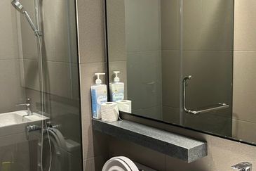 Bloomsvale (Menara Vista)