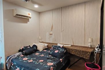 Tropical Villa Luxury Service Suites