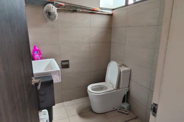 Tropical Villa Luxury Service Suites