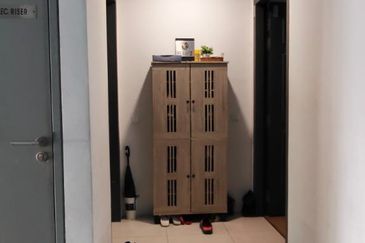 Tropical Villa Luxury Service Suites