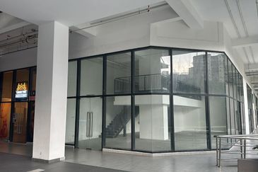 Queensville, Taman Tasik Permaisuri