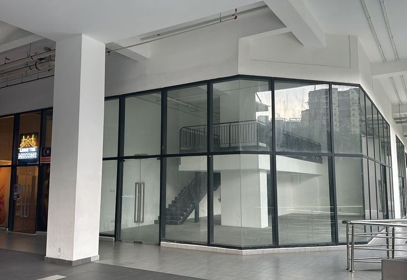 Queensville, Taman Tasik Permaisuri