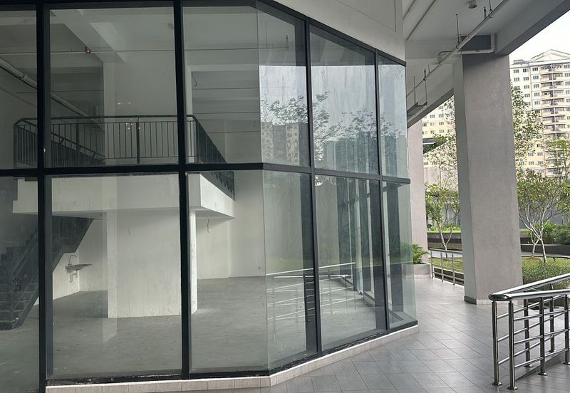 Queensville, Taman Tasik Permaisuri