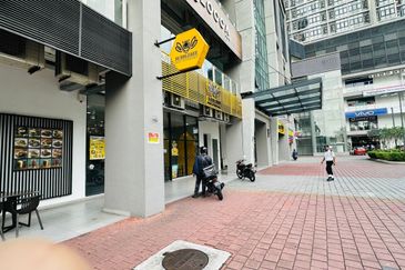 Queensville, Taman Tasik Permaisuri