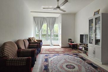 Kondominium Tiara Intan, Taman Bukit Indah