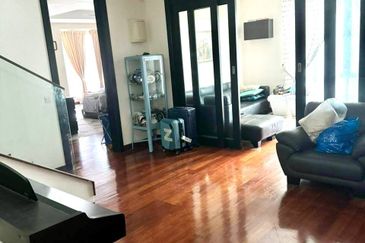 Bangi Lakehill Villas