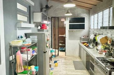 Bangi Lakehill Villas