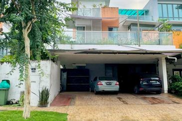 Bangi Lakehill Villas