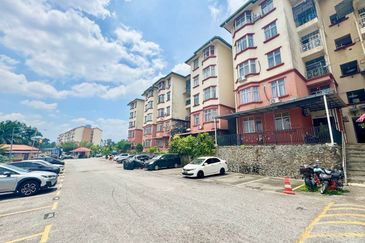 Sri Wira Apartment, Ukay Perdana
