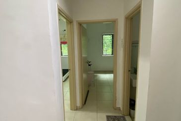 Taman Muzaffar Heights