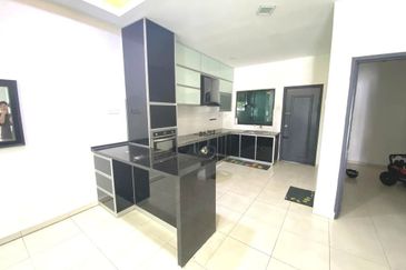 Taman Muzaffar Heights