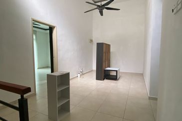 Taman Muzaffar Heights