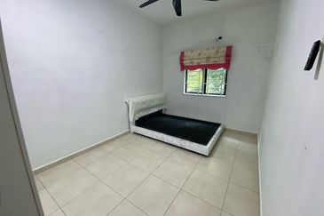 Taman Muzaffar Heights