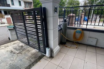 Taman Muzaffar Heights