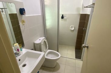 Taman Muzaffar Heights