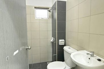 Residensi Melaka Tengah 2