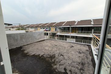 Gated & Guarded 2 Storey Terrace House, Taman One Krubong, Krubong Melaka For Sale