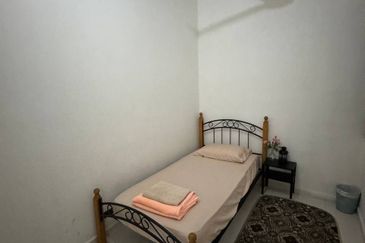 Rumah Cantik! Harga Murah! Semi D Cluster 2 Tingkat, Taman Tasik Utama Melaka, Ayer Keroh Melaka 