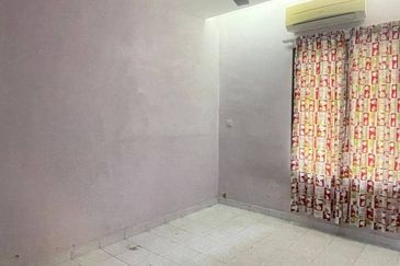 Rumah Teres Setingkat, Taman Bertam Impian, Melaka Untuk Dijual 
