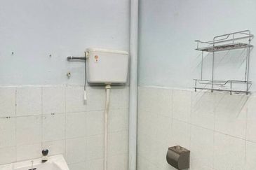 Rumah Teres Setingkat, Taman Bertam Impian, Melaka Untuk Dijual 