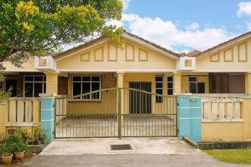 Rumah Teres Setingkat, Taman Tuah Perdana, Bukit Katil, Melaka Untuk Dijual 