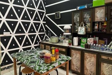 Rumah Teres Setingkat, Taman Tuah Perdana, Bukit Katil, Melaka Untuk Dijual 