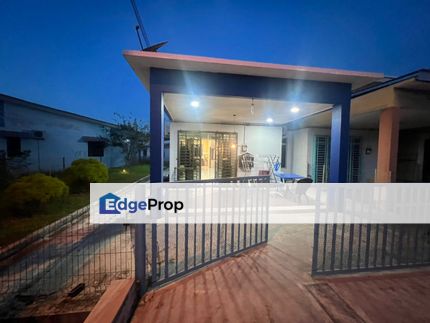 End Lot (Extra Land) Single Storey Terrace, Taman Lipat Kajang Perdana For Sale , Melaka, Jasin