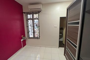 TAMAN LIPAT KAJANG PERDANA