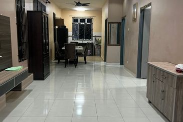 TAMAN LIPAT KAJANG PERDANA