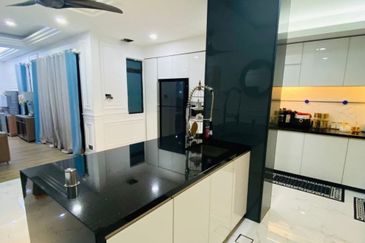 Taman Muzaffar Heights