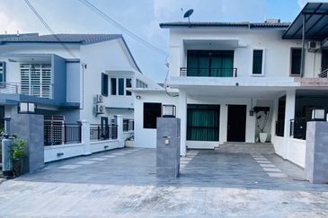 Taman Muzaffar Heights