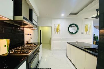 Taman Muzaffar Heights