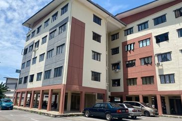 Murah dan Mampu Milik! Pangsapuri Sungai Putat, Batu Berendam, Melaka Untuk Dijual