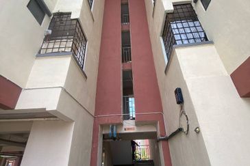 Murah dan Mampu Milik! Pangsapuri Sungai Putat, Batu Berendam, Melaka Untuk Dijual