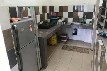 Murah dan Mampu Milik! Pangsapuri Sungai Putat, Batu Berendam, Melaka Untuk Dijual