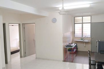 Apartment Padang Jambu, Bukit Baru, Melaka  Untuk Dijual 