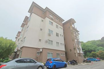 Pangsapuri Tasik Utama (Blok D), Ayer Keroh, Melaka Untuk Dijual 