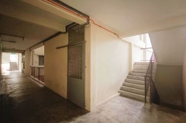 Pangsapuri Tasik Utama (Blok D), Ayer Keroh, Melaka Untuk Dijual 