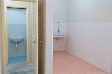 Pangsapuri Tasik Utama (Blok D), Ayer Keroh, Melaka Untuk Dijual 