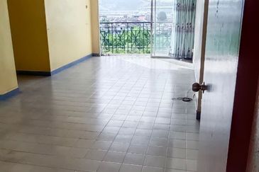 Apartment Cheras Perdana Block C Bandar Tun Hussein Onn Cheras Selangor.