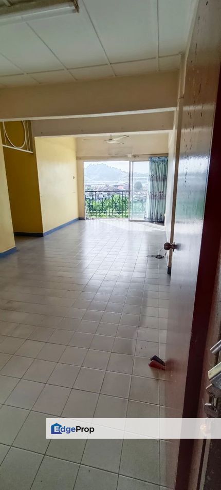 Apartment Cheras Perdana Block C Bandar Tun Hussein Onn Cheras Selangor., Selangor, Cheras