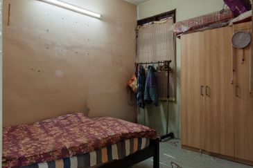 Freehold Low Level Mahsuri Apartment Setiawangsa, KL near to Setiawangsa Commercial Center 